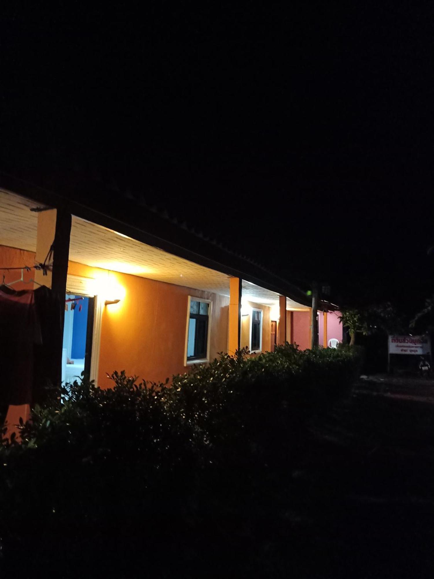 Prukrom Lanta Guesthouse Ko Lanta Camera foto