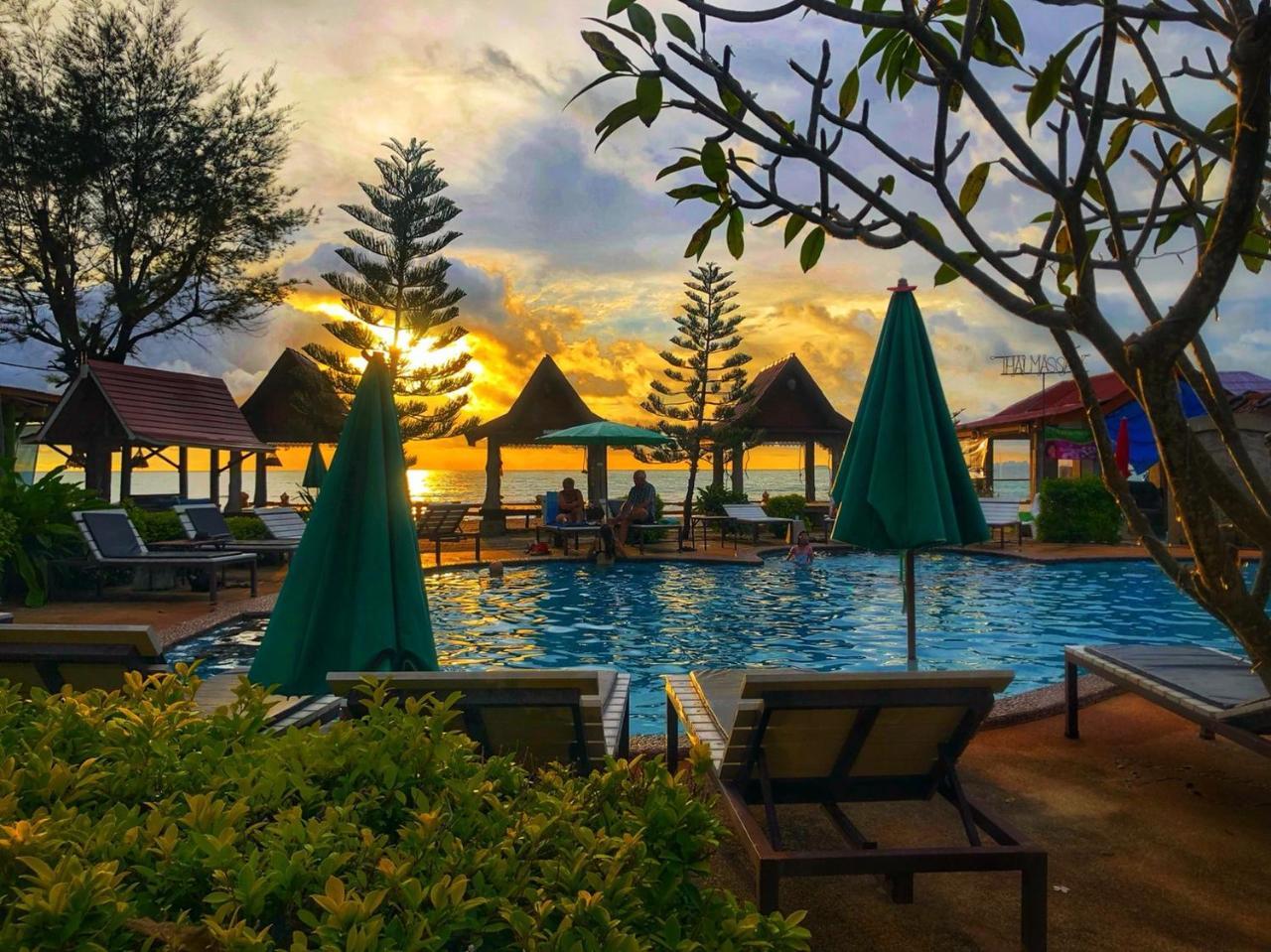 Prukrom Lanta Guesthouse Ko Lanta Esterno foto