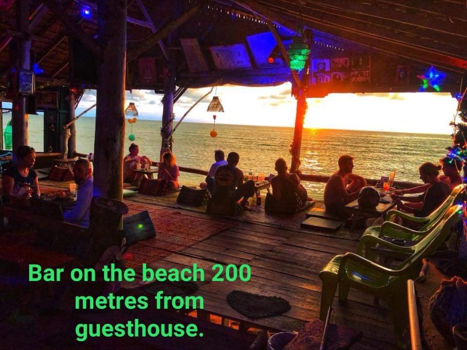 Prukrom Lanta Guesthouse Ko Lanta Esterno foto